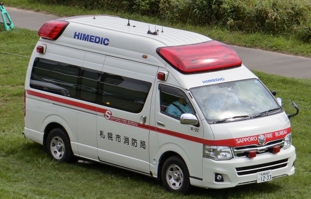 Ambulance_car.jpg