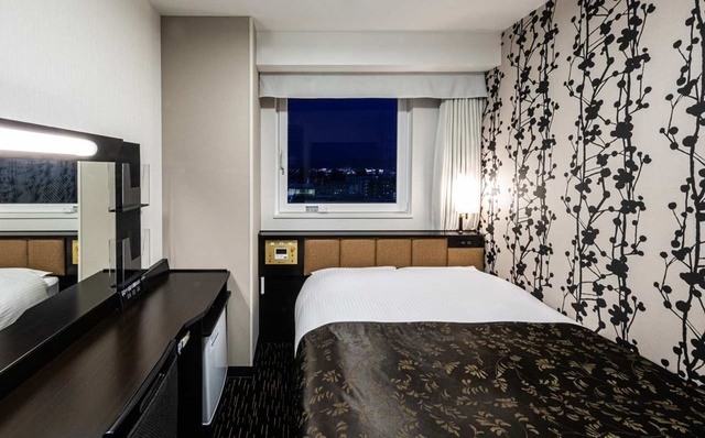 apa_hotel.jpg