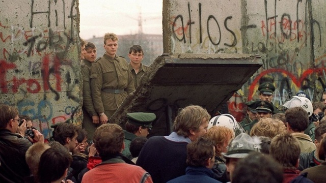 berlin_wall.jpg