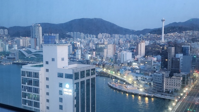 pusan240379.jpg