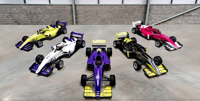 w-series_car.jpg
